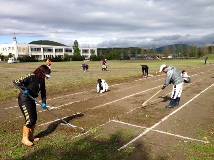 砂川北光小 グランド整備